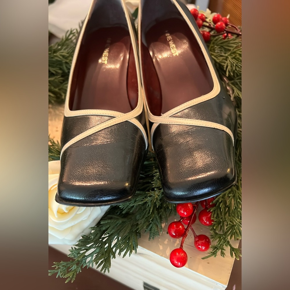 Vintage Black and white heels Nine West - Picture 2 of 13